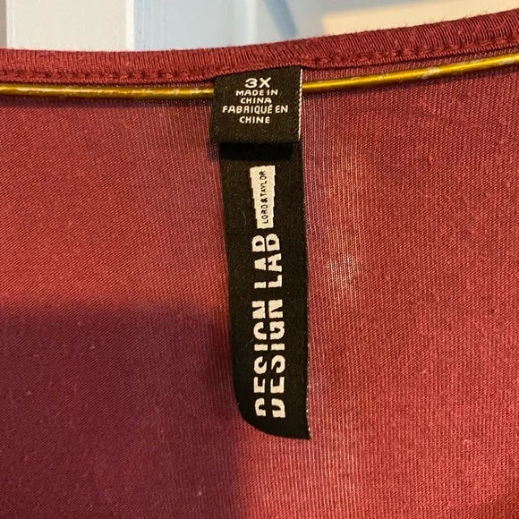 Design lab tee - Picture 5 of 5